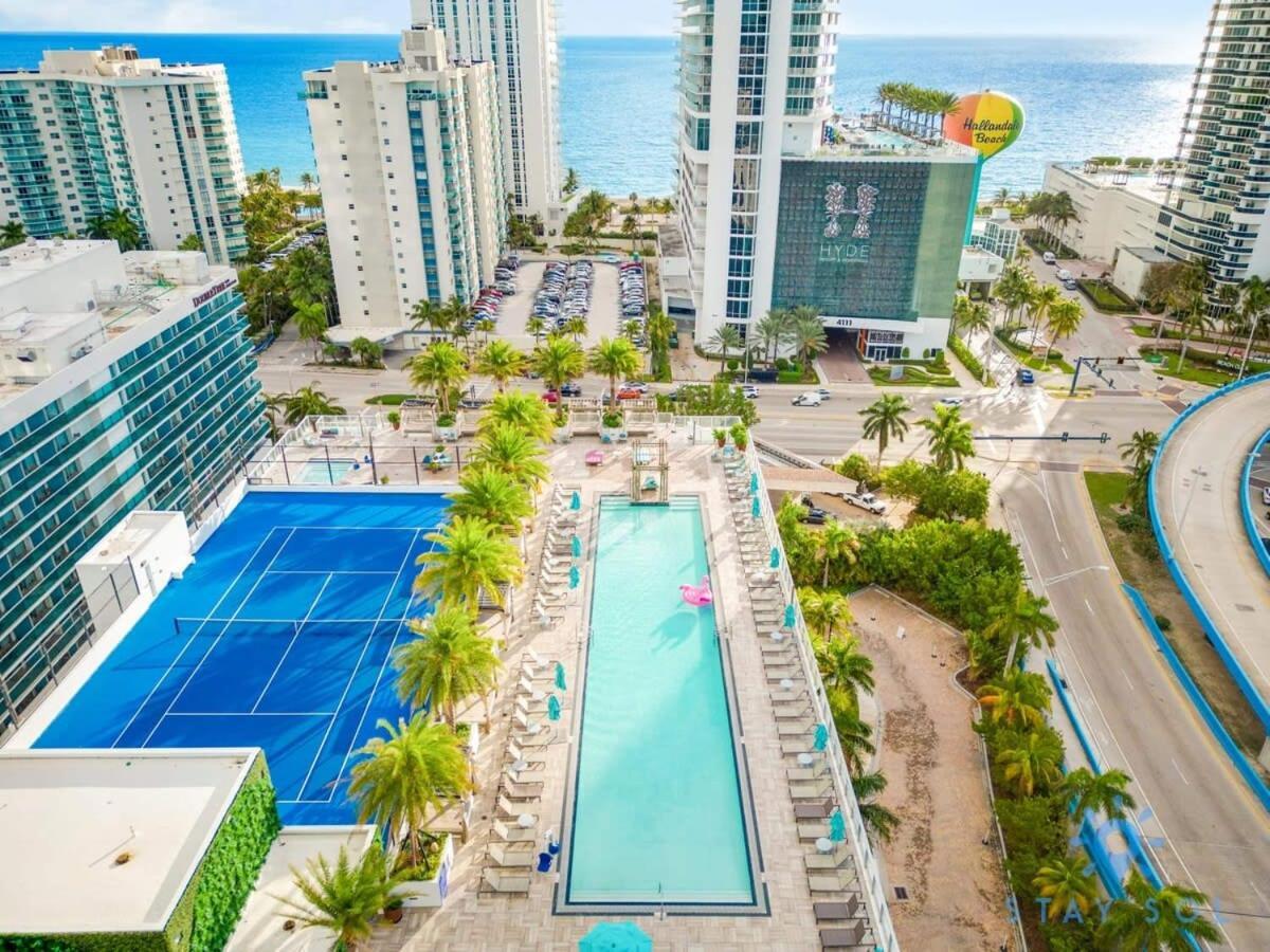Luxury Amenities, Infinity Pool, Gym, Hot Tub Apartment Hollywood Luaran gambar