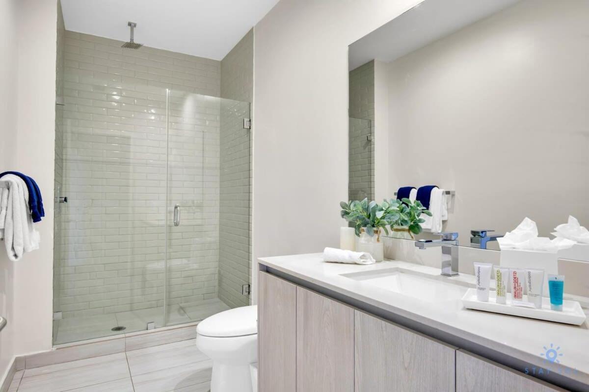 Luxury Amenities, Infinity Pool, Gym, Hot Tub Apartment Hollywood Luaran gambar