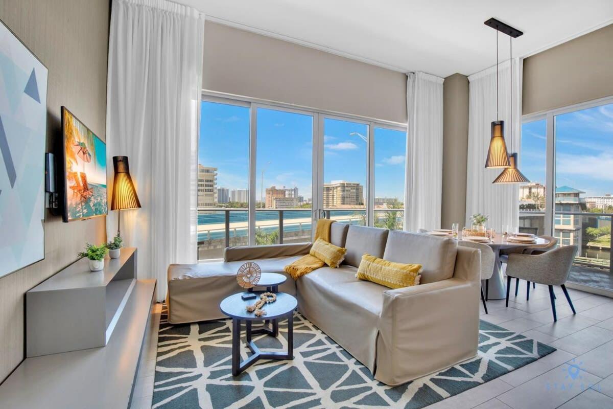 Luxury Amenities, Infinity Pool, Gym, Hot Tub Apartment Hollywood Luaran gambar