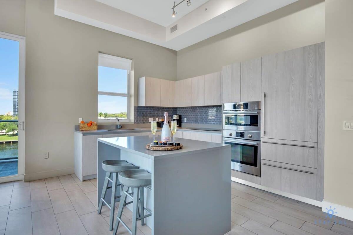 Luxury Amenities, Infinity Pool, Gym, Hot Tub Apartment Hollywood Luaran gambar